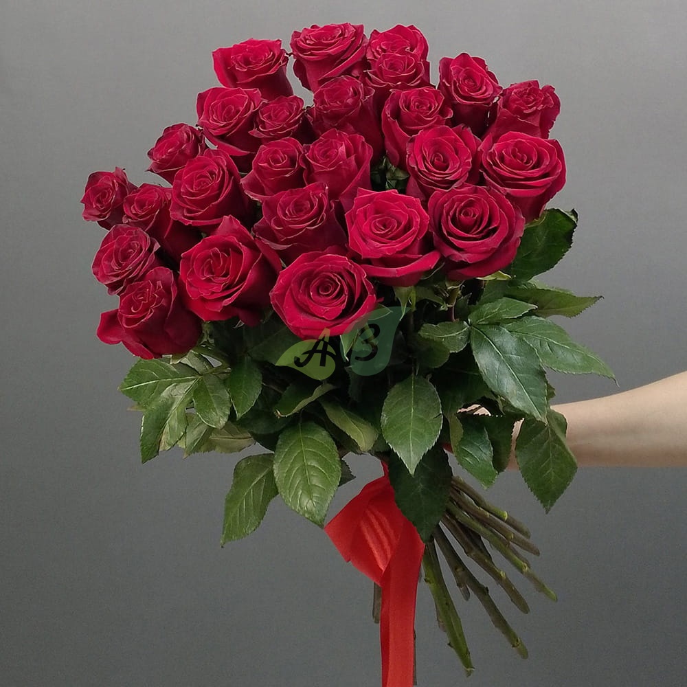 25 красных роз Эквадор
